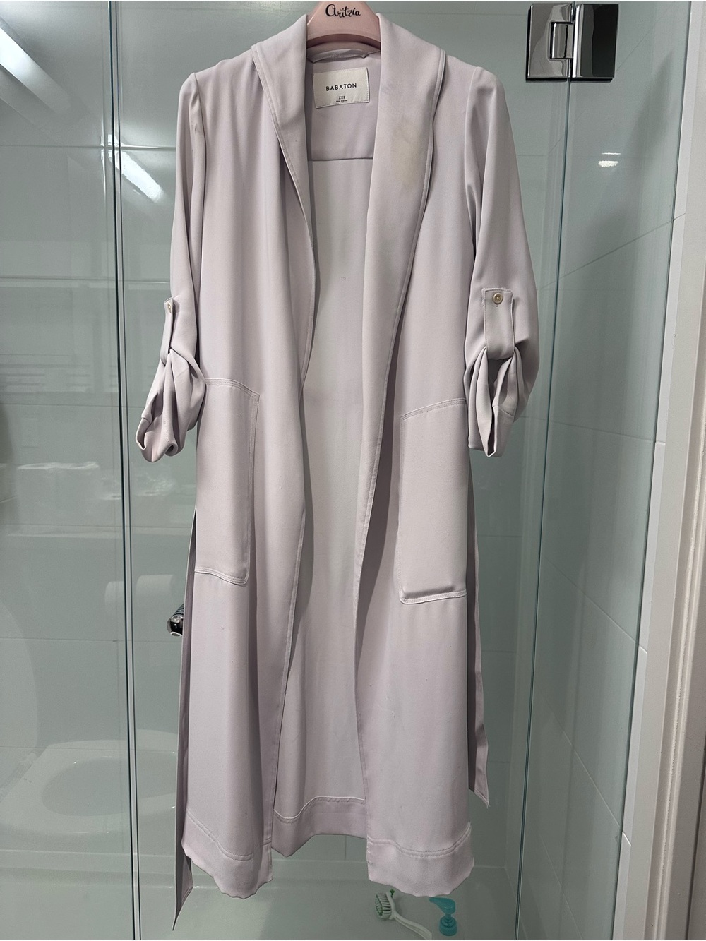 Aritzia Babaton long Robe with belt in Bone color xxs